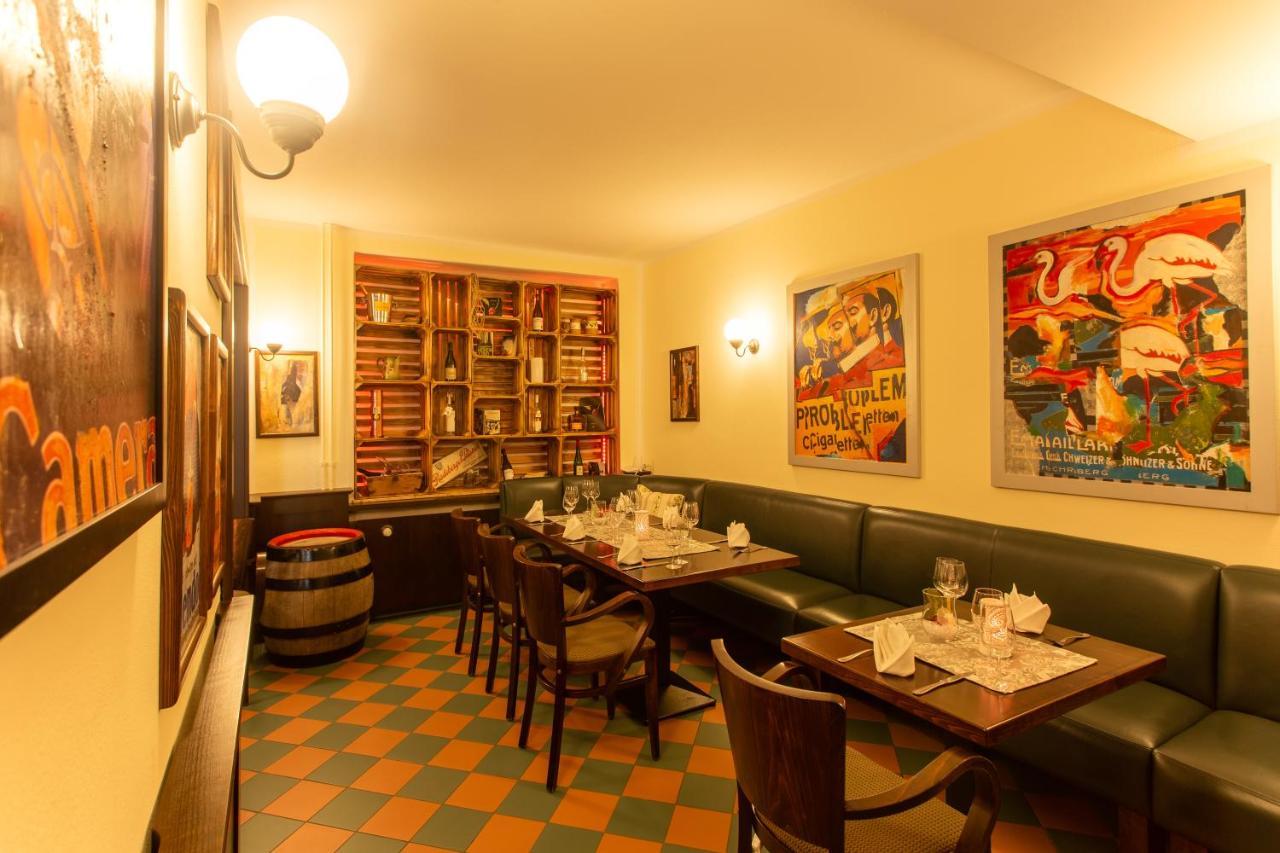 Hotel Lindenhof 2*